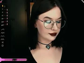 juicy_burrito — Dark girl love to have fun #goth #smoke #natural #curvy #saliva