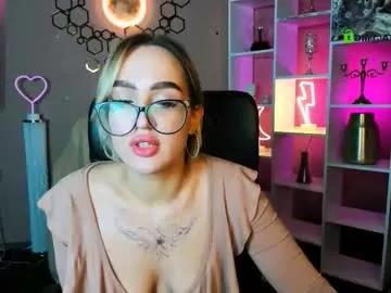 kitty_layy on Chaturbate