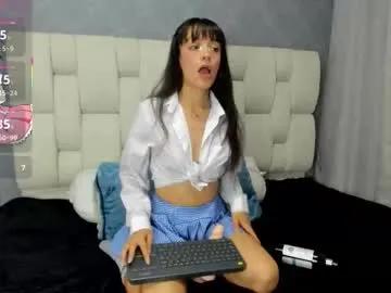 luna_bella3 — GOAL: suck dildo + ahegao [31 tokens remaining] Im fill so horny today goshh i cant wait for your vibes Hello loves, let's get naked with a sensual dance #deepthroat #ahegao #c2c #feet #smalltits