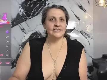 merlyna_goldens on Chaturbate
