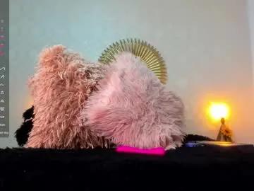 ninalens_cs on Chaturbate 