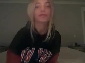 oliviacarterrr — shorts off #18 #fun #blonde [2222 tokens remaining]