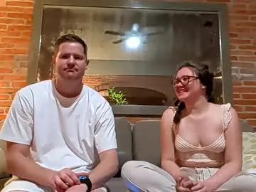 peachespunkins — Goal 1 : Change Outfits (300 tokens remaining)