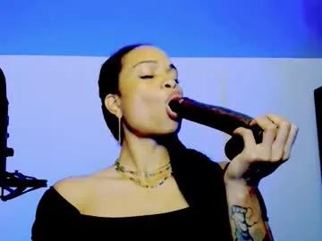 queendom_ing on Chaturbate 