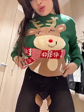 Chloe__Moon — Twist nipples+make them harder in public