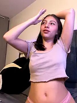 Dirty-Bunnyyy — Flash pussy 1 finger inside