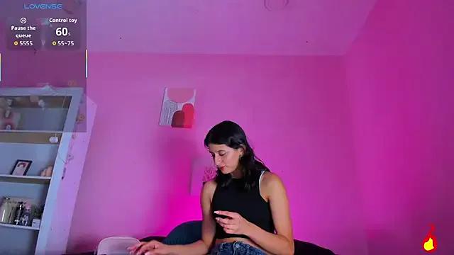 Georgina_Ferri_ — ice on my tits hielo