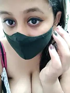 Natasha-143 on StripChat