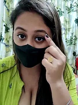 Natasha-143 on StripChat