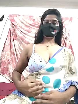 Queen-Any on StripChat 