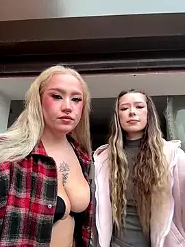 RollDolls — TWERK FROM ALL GIRLS