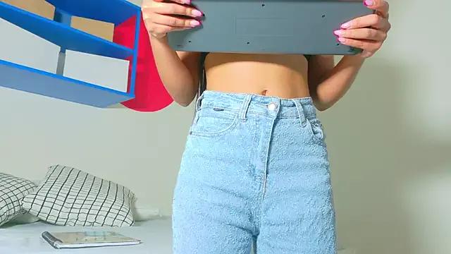 SamaGrey__ on StripChat 