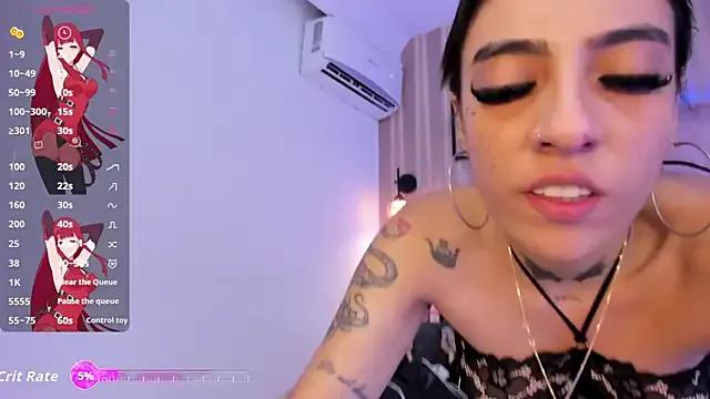 SamanthaAdele on StripChat 