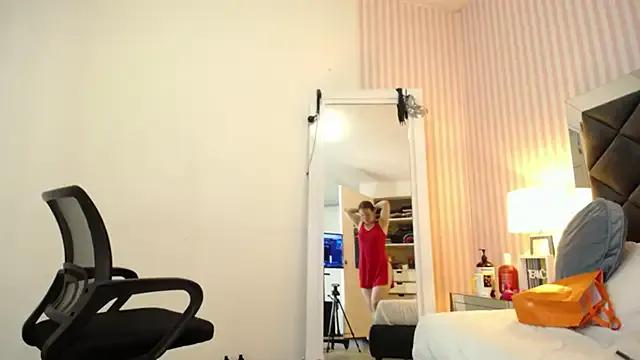 ViictoriaJones_ on StripChat